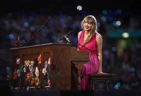 Taylor Swift's U.K. Food Bank Donations Cover a .